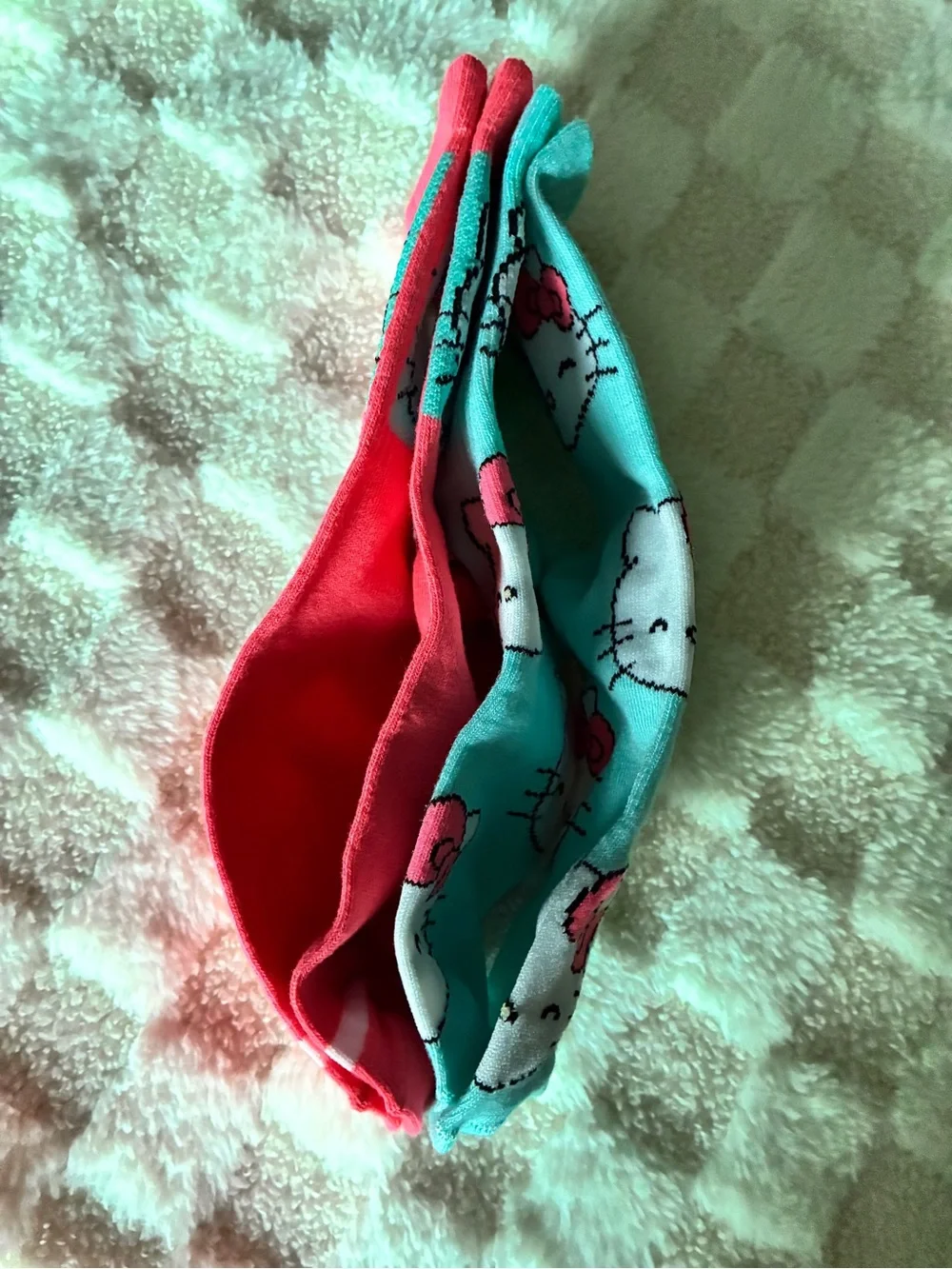 BTC Hello Kitty Pink/Coral and Teal Women’s Mid Crew Socks, 2 Pack, Sz 4-10 NEW